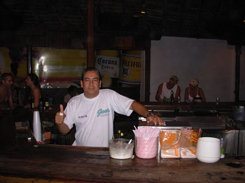 Bartender Raul at Joe's Oyster Bar