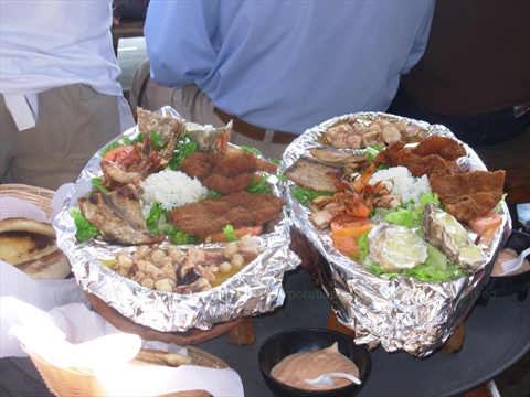 Food at Joe's Oyster Bar